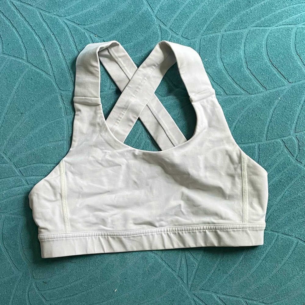 Lululemon bra